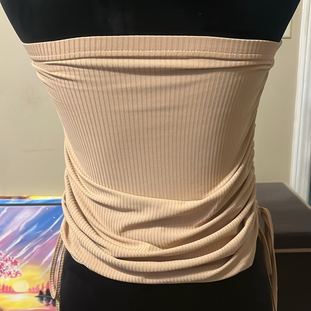 ROMWE Tan Ribbed Ruched Strapless Top - Picture 3 of 4